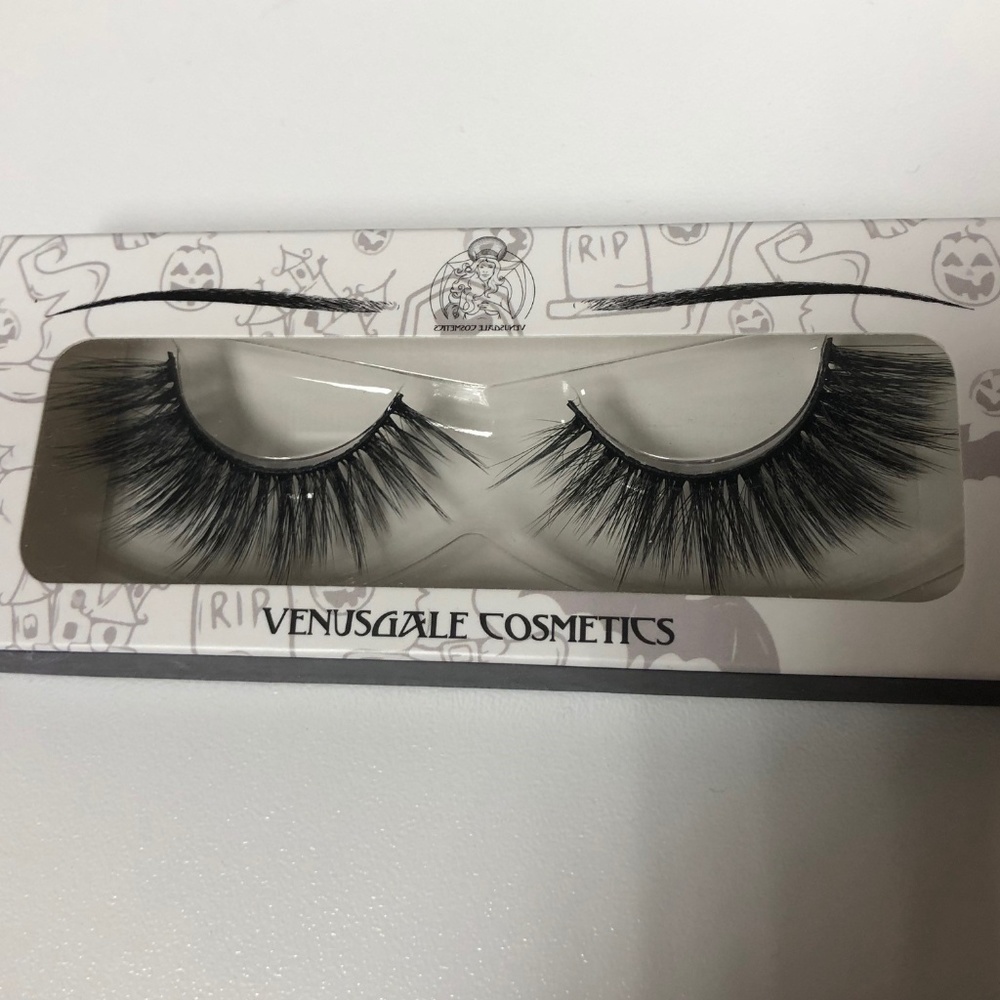 Venus Gale Lashes